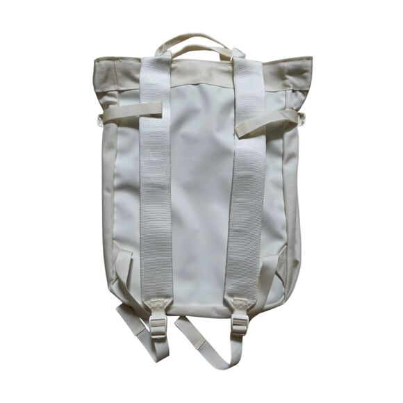 The North Face Base Camp Tote Pack White Dune Backpack Bag TNF Logo NWT - Picture 4 of 5